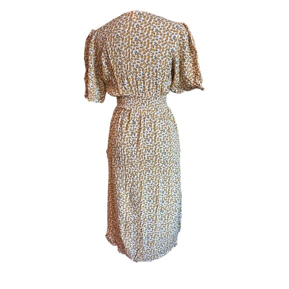 Elan Dress Women's Size S Yellow White Floral Plunge Neck Short Sleeve Smocking - Picture 3 of 12